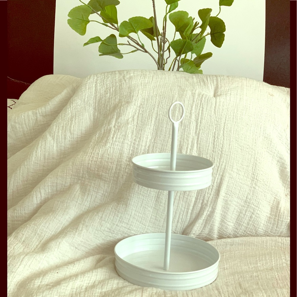 TARGET WHITE TIERED TRAY